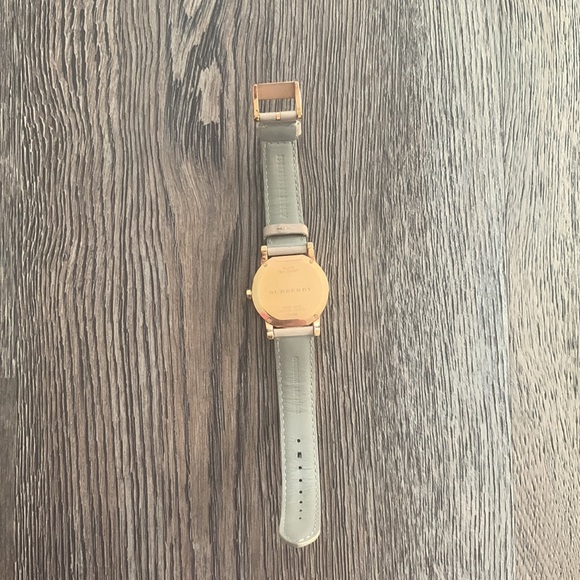 Burberry The City BU9109 watch - Picture 5 of 11